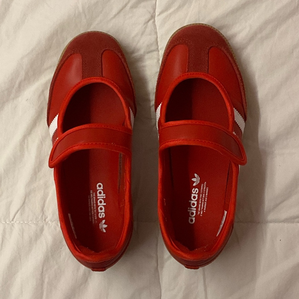 SOLD!!! Adidas Women's Red Flats with White Stripes (Size 5 US) - Picture 4 of 4